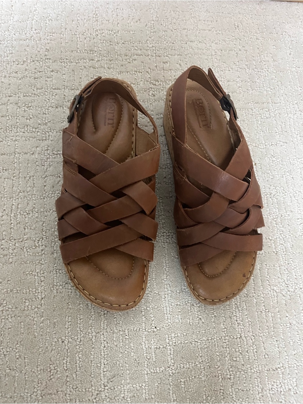 Born Brown Leather Sandal women’s size 9/40.5